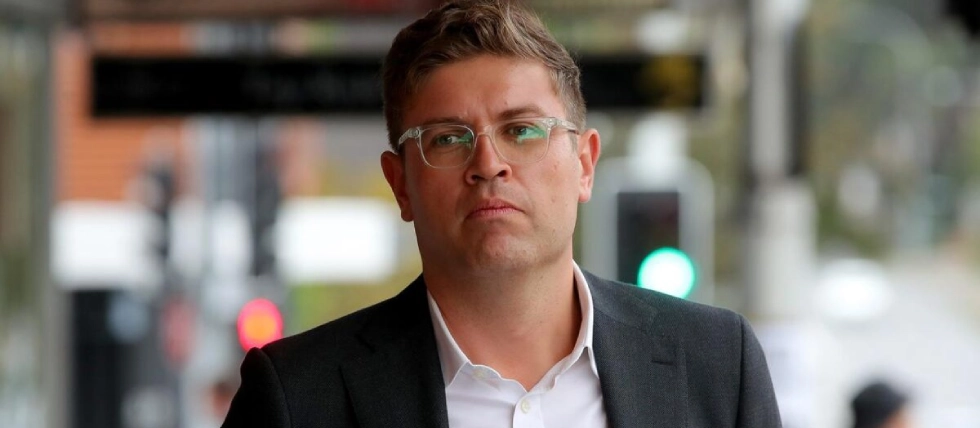 Australian MP calls for gambling ad crackdown